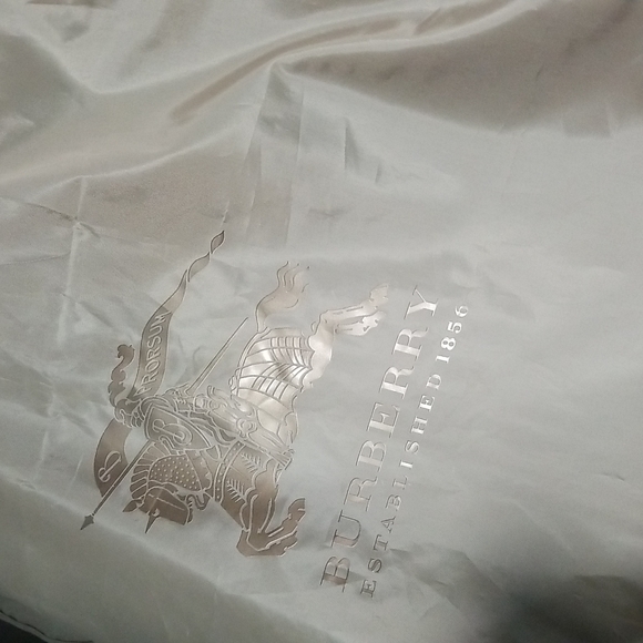 Burberry trench - Picture 4 of 4